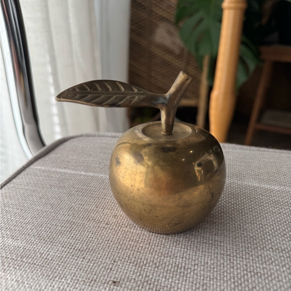 Brass Apple‎ Paperweight
